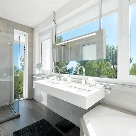 Sea View Luxury Modern Villa Santa Eulária des Riu